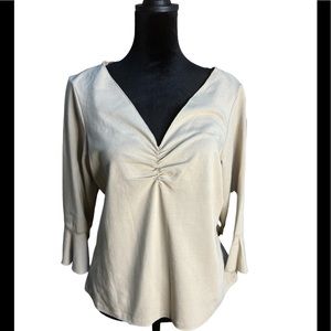 Ninety NWT Buttercream Top with split cuff at sleeve Size XL